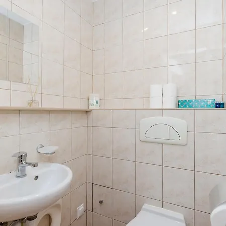 Apartment Shortstaypoland Piekalkiewicza B112